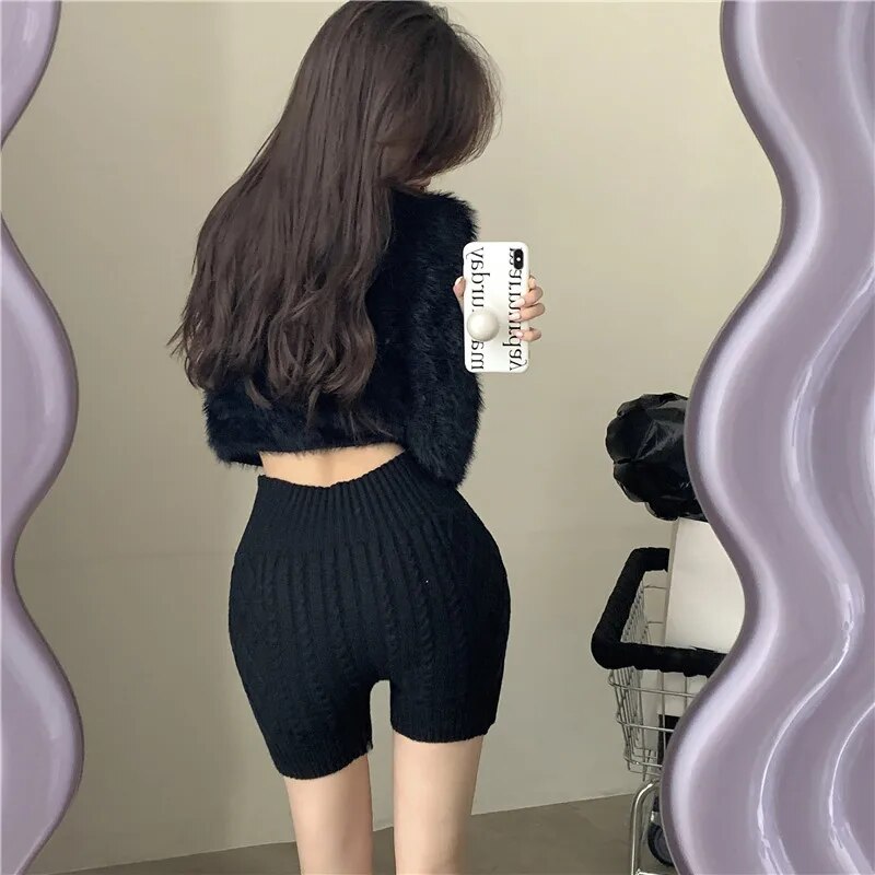 2024 Knitted Warm Safety Short Women Autumn Skinny Bottoming Shorts Woman Winter High Waist Hip Lifting Anti-Glare Shorts