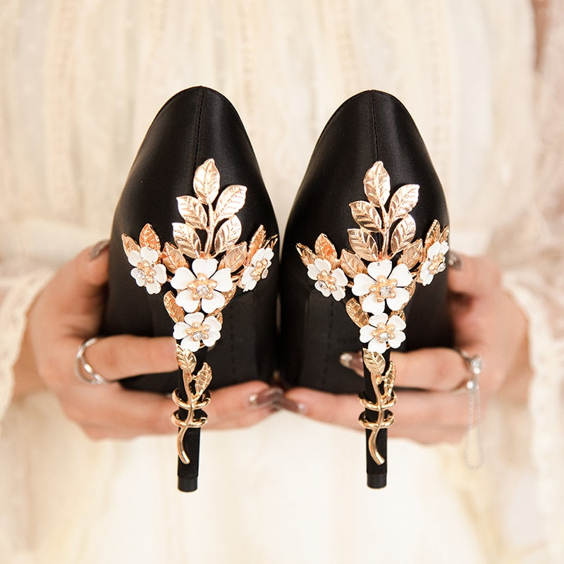 2024 New Metal Flower Women Pumps Designer Shoes High Heels Women Satin Stiletto Heels 10 Cm Sexy Wedding Shoes Plus Size 41 black-10cm