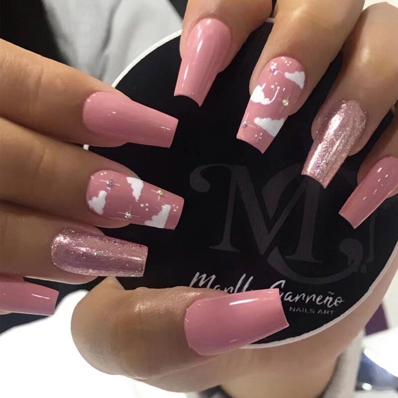 24Pcs Christmas Exclusive False Nails Wearable Long Xmas Style Fake Nails Elk Snowflake Design Full Cover Press on Nail tips 1949