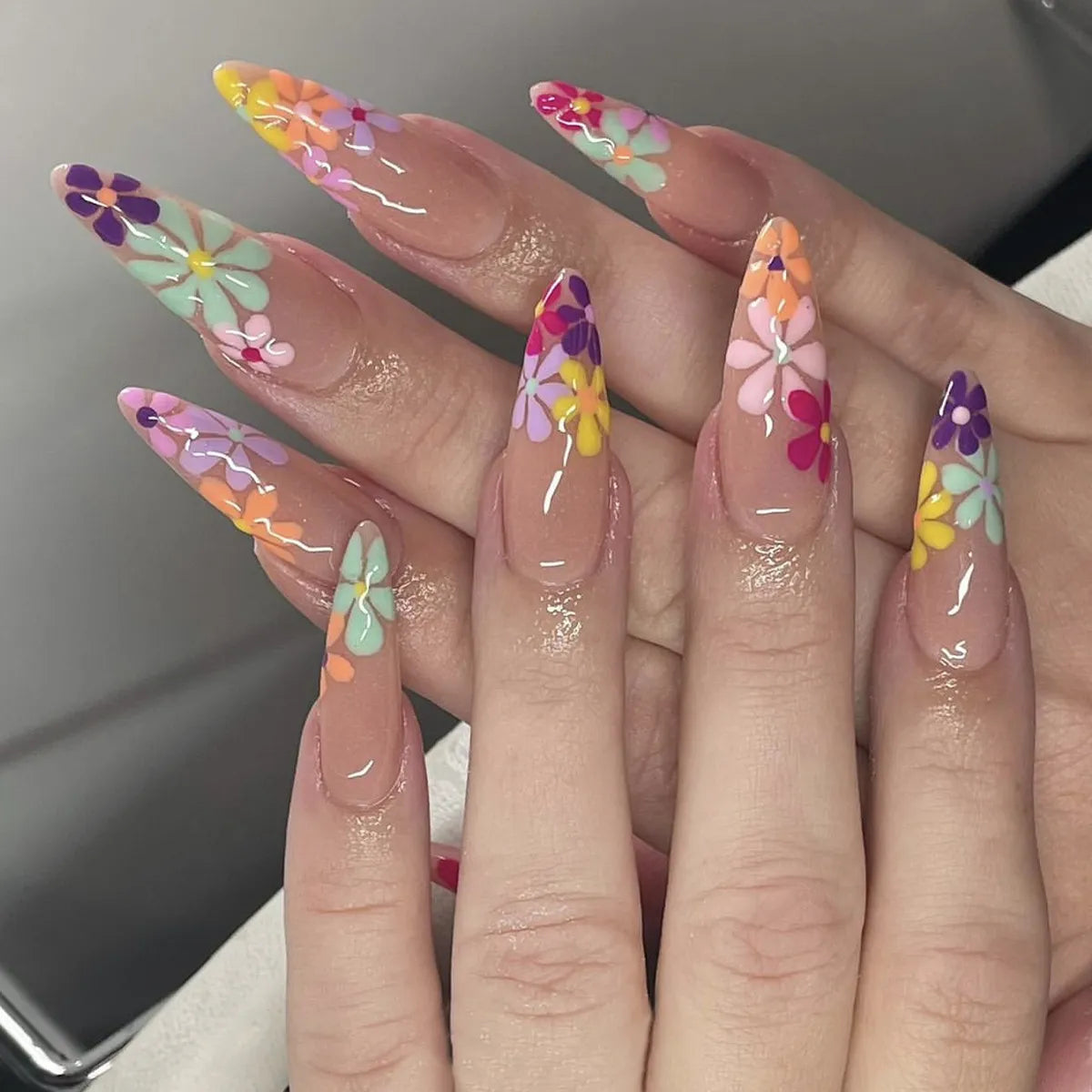 24Pcs Detachable Almond French Full Cover False Nails Silver Butterfly Lines Stiletto Fake Nials Press On Nails DIY Manicure 29
