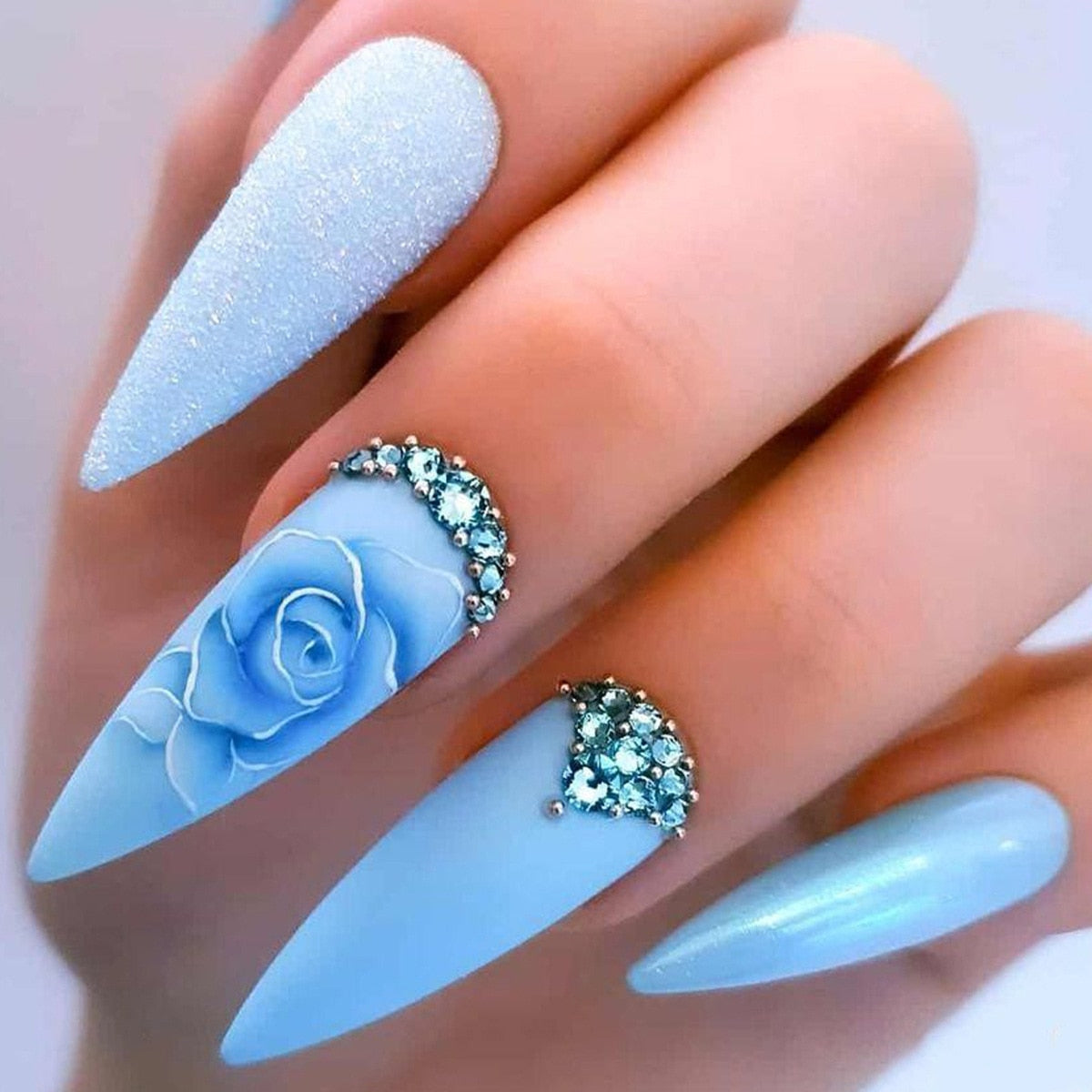 24Pcs Detachable Almond French Full Cover False Nails Silver Butterfly Lines Stiletto Fake Nials Press On Nails DIY Manicure 32