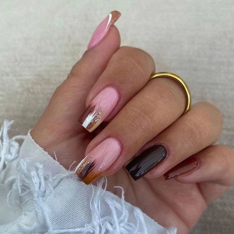 24Pcs Fake Nails Short Coffin Brown Gold Foil Design Full Cover Press on Fingernails Tips European Artificial Acrylic Nail Tips J2