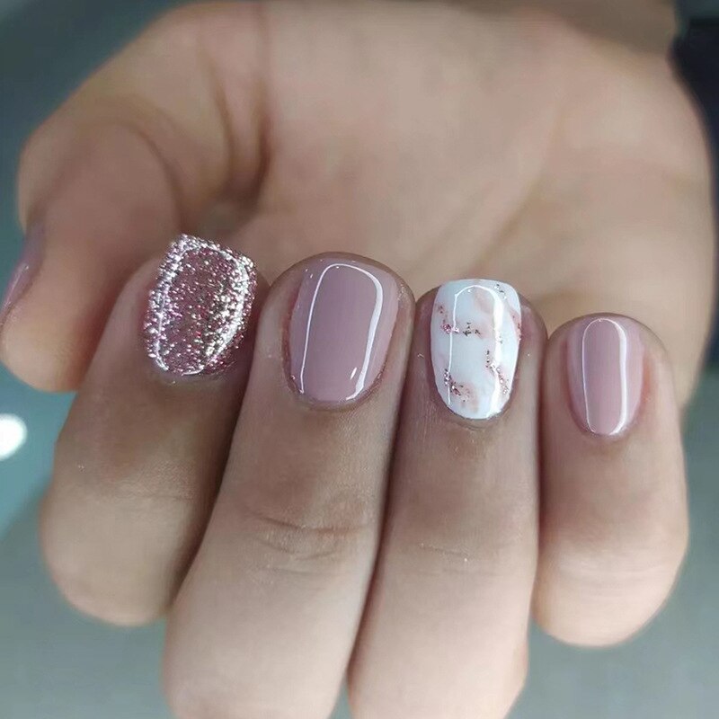 24Pcs False Nails Short Square Head Heart Rhinestone Pearl Full Cover Nail Tips Detachable Fake Nails Press on Nails Manicure M04