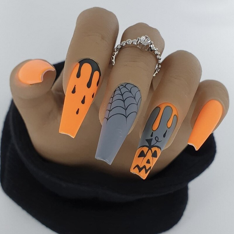 24Pcs Halloween Black Ghost Long Ballet False Nails With Heart Blood Design Halloween Press On Nails Detachable Full Cover Nails Z070