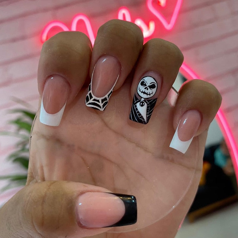 24Pcs Halloween Extra Long Press on Nails Coffin Fake Nails Acrylic Black White Clown Designs Glossy Artificial Nails for Women W803
