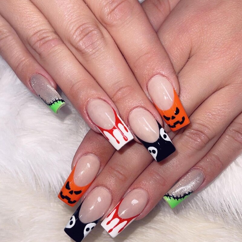 24Pcs Halloween Extra Long Press on Nails Coffin Fake Nails Acrylic Black White Clown Designs Glossy Artificial Nails for Women A1-02-05