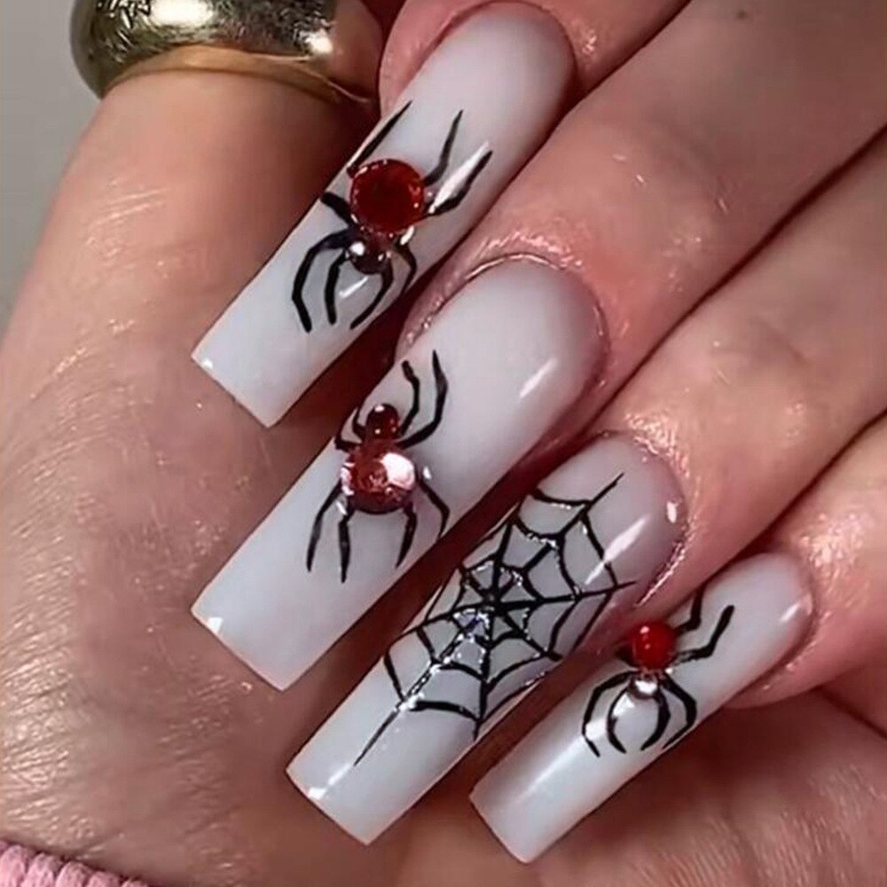 24Pcs Halloween Extra Long Press on Nails Coffin Fake Nails Acrylic Black White Clown Designs Glossy Artificial Nails for Women CZ177