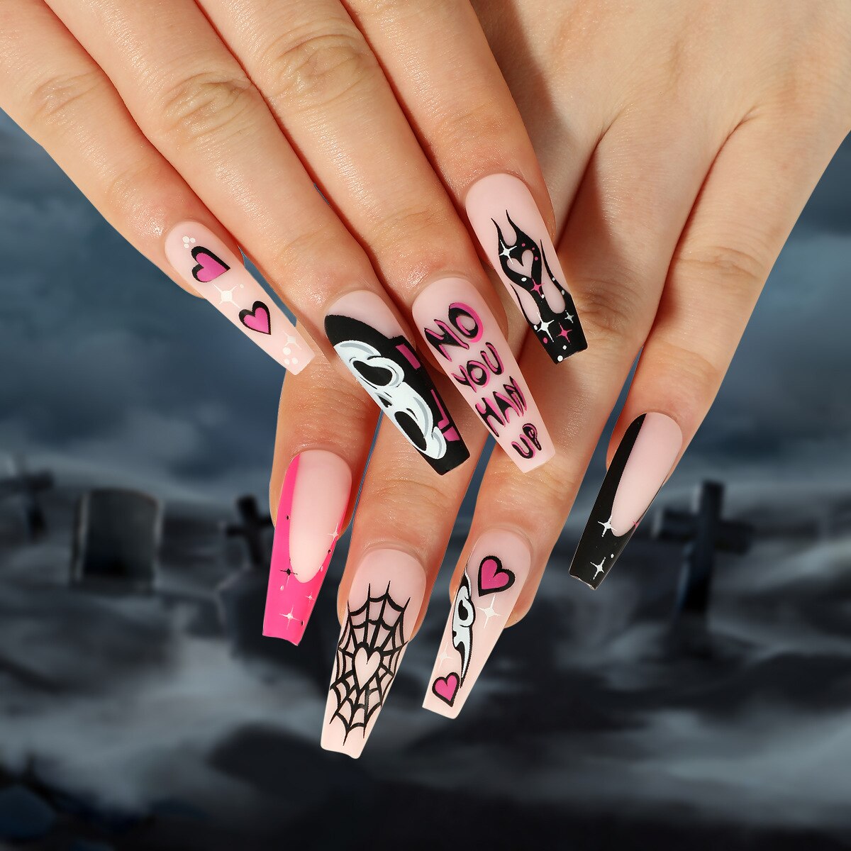 24Pcs Halloween Extra Long Press on Nails Coffin Fake Nails Acrylic Black White Clown Designs Glossy Artificial Nails for Women JP2507