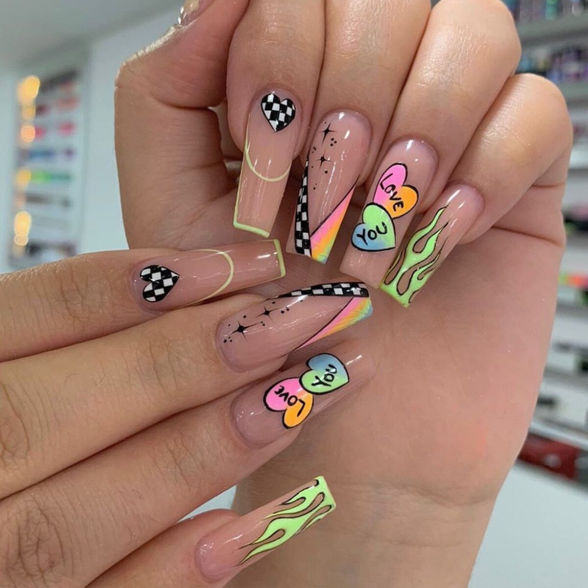 24Pcs Halloween Extra Long Press on Nails Coffin Fake Nails Acrylic Black White Clown Designs Glossy Artificial Nails for Women A1-01-17-68