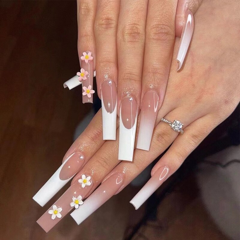 24Pcs Long Square Press on Nails Love Pattern Design Artifical Coffin False Nail Brown French Wearable Full Cover Fake Nail Tips 1720