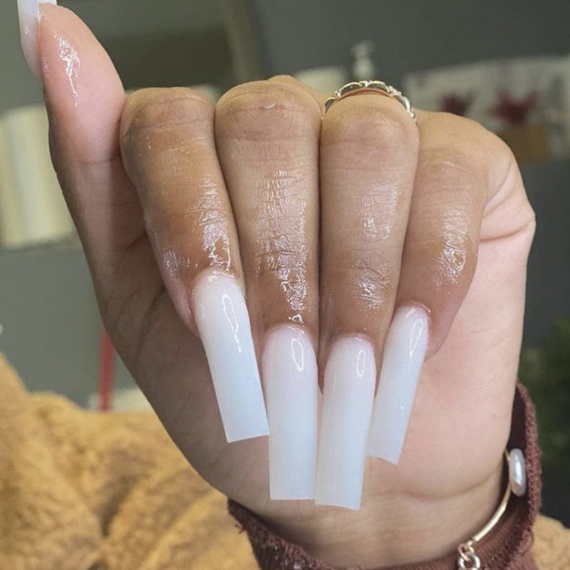 24Pcs Long Square Press on Nails Love Pattern Design Artifical Coffin False Nail Brown French Wearable Full Cover Fake Nail Tips 195