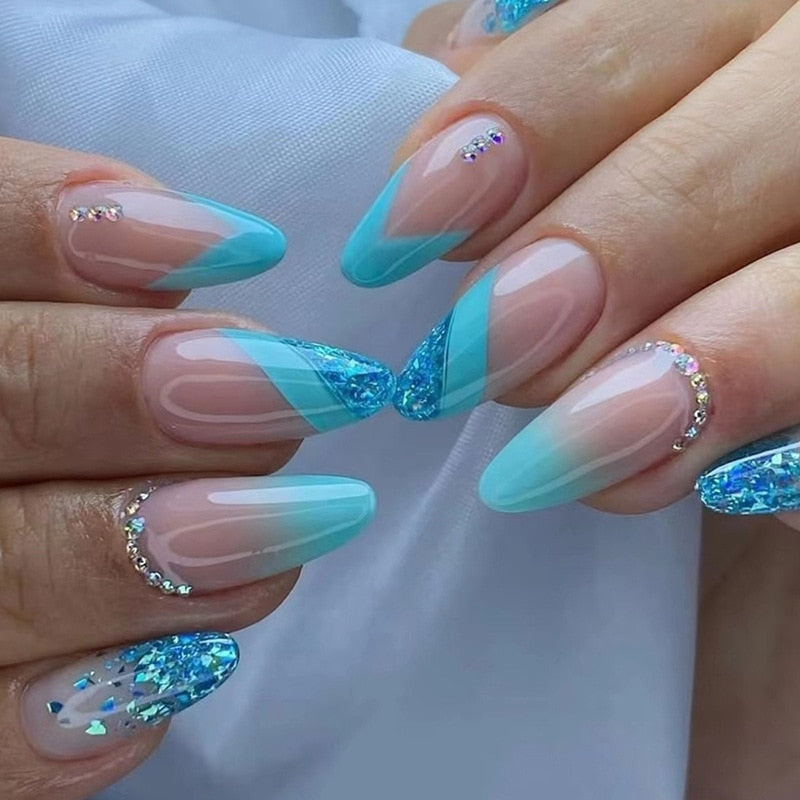 24Pcs Pink Round Head Almond Fake Nails with Heart Shape Rhinestone Wearable Ballerina False Nail Tips Full Cover Press on Nail 670