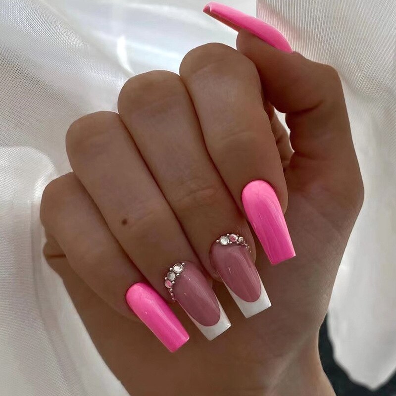 24Pcs Purple Y2K Press on Nails Star Diamond Designs Full Cover Fake Nails Long Coffin Acrylic False Nails for Women 2024 New YA-06