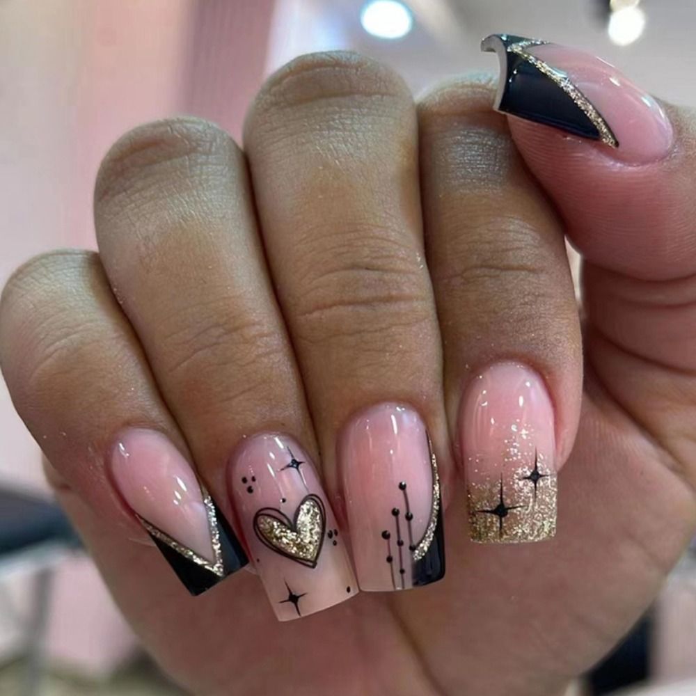 24Pcs Rose Red Black Contrast Color False Nails Coconut Tree Pearl White French Fake Nails Ballerina Coffin Manicure Tool 13