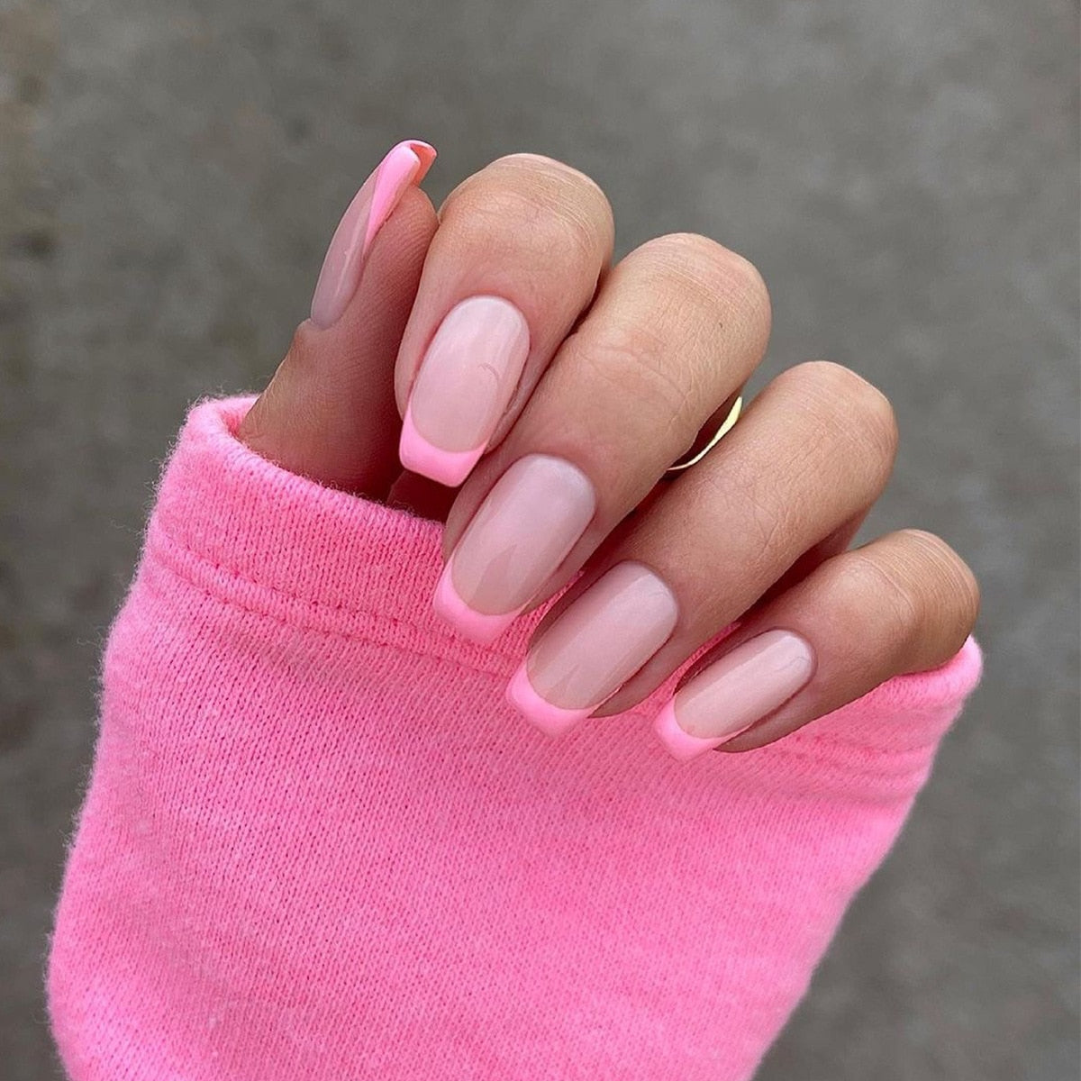 24Pcs/Set Fake Nails With Glue Full Cover Nail Tips Press On Med Nails DIY Manicure Oval Head False Nails Pink Almond Artificial JP1084 -24Pcs-Set