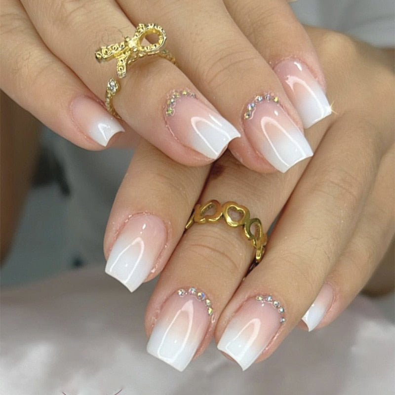 24Pcs Shiny Pearl Wearable False Nails Short Square Fake Nail Simple Summer Press on Nails Detachable Full Cover Nail Tips 107