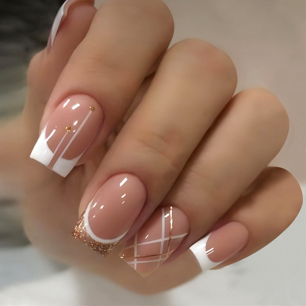 24Pcs Shiny Pearl Wearable False Nails Short Square Fake Nail Simple Summer Press on Nails Detachable Full Cover Nail Tips 486