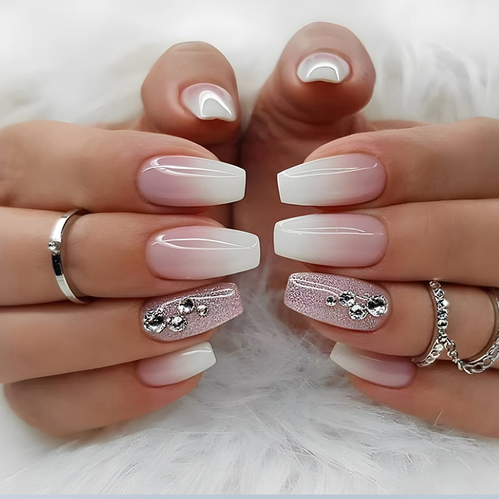 24Pcs Shiny Pearl Wearable False Nails Short Square Fake Nail Simple Summer Press on Nails Detachable Full Cover Nail Tips Z154
