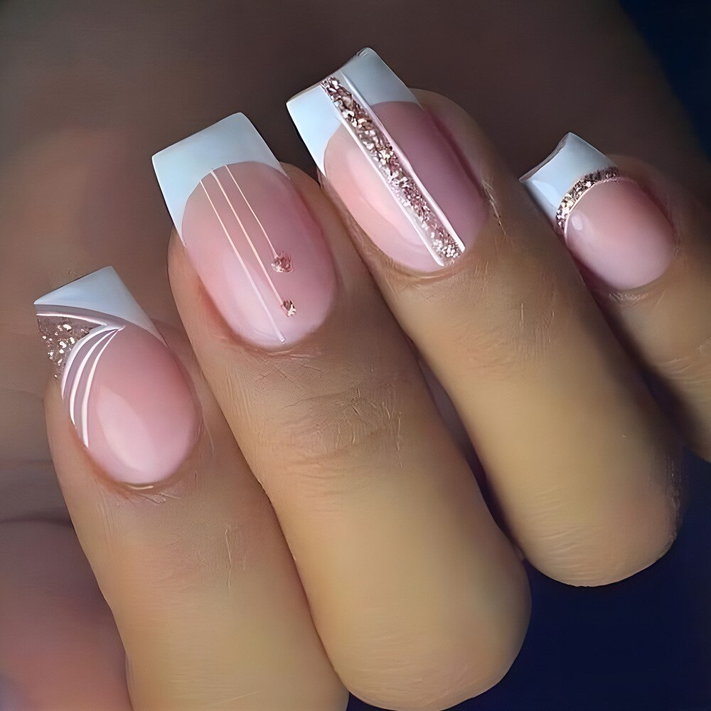 24Pcs Shiny Pearl Wearable False Nails Short Square Fake Nail Simple Summer Press on Nails Detachable Full Cover Nail Tips 464