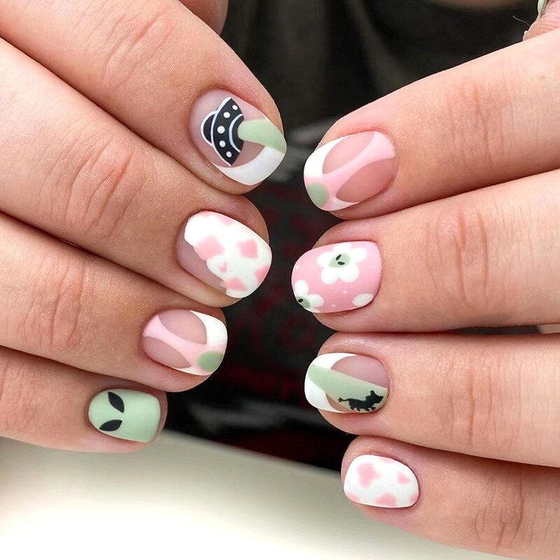 24Pcs Square Head False Nails 2024 New Full Cover Nail Tips Detachable Short Fake Nails Press on Nails Manicure Tools L03