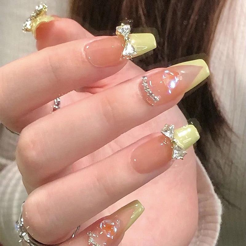 24Pcs Three-dimensional Love Heart False Nails with French Design Long Coffin Wearable Fake Nails Rhinestone Press on Nails Tips 250