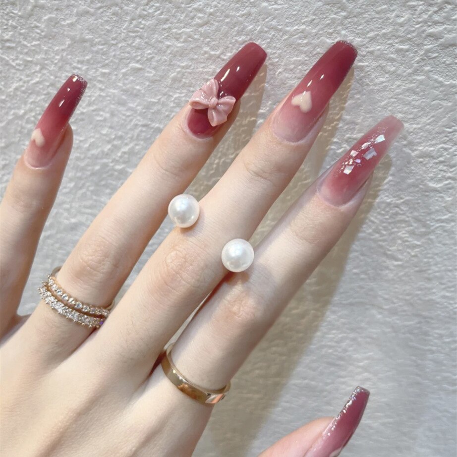 24Pcs Wearable False Nails with Glue Glitter Heart-shaped Rhinestone Design Full Cover Nail Tips Acrylic Fake Nails Press on 91