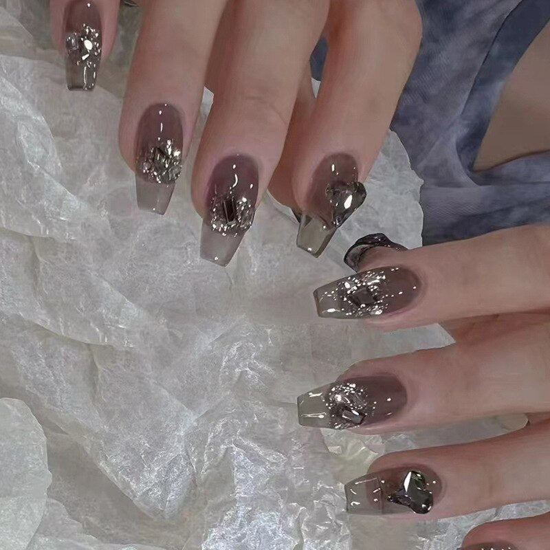 24Pcs Wearable False Nails with Glue Glitter Heart-shaped Rhinestone Design Full Cover Nail Tips Acrylic Fake Nails Press on 487
