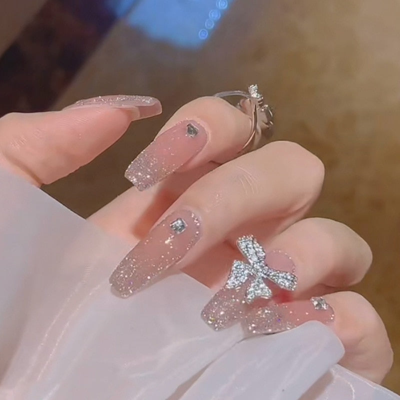24Pcs Wearable False Nails with Glue Glitter Heart-shaped Rhinestone Design Full Cover Nail Tips Acrylic Fake Nails Press on 174
