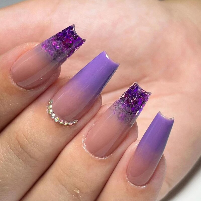 24Pcs White Long Coffin False Nails Glitter Ballet Wearable with French Design Fake nails Full Press on Nail Ins Nail Tips Art 624