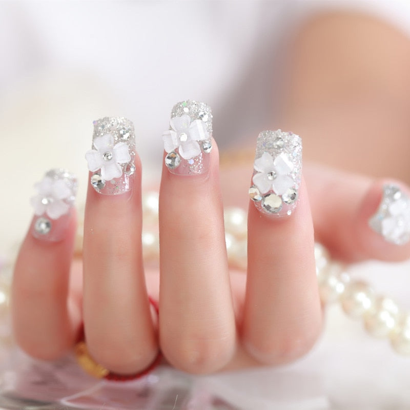 24Pcs/box Luxe Shining Rhinestone Wedding False Nails Transparent Glitter Gems Crown Designed Square Full Short Fake Art Bride 0091
