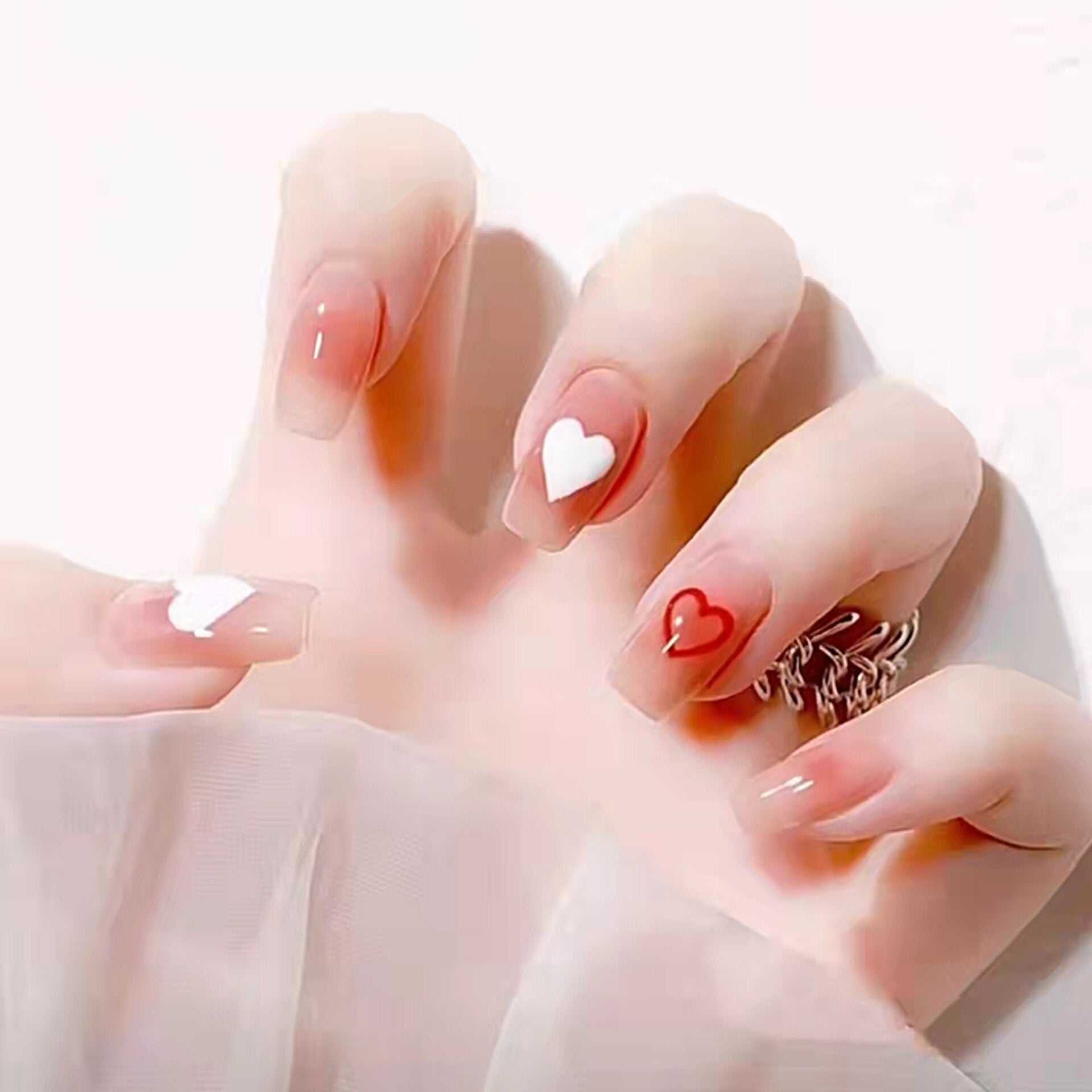24Ps Childlike Fake Nails With Glue Cute Kawaii Personality Stick On Nails False Girls Short Press On Nail Art DIY Manicure Tool Nails With Glue R348