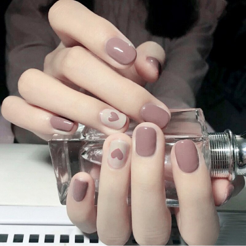 24Ps Childlike Fake Nails With Glue Cute Kawaii Personality Stick On Nails False Girls Short Press On Nail Art DIY Manicure Tool Nails With Glue S105