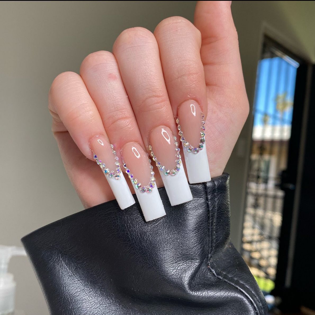 24pcs French rhinstones artifical nails with glue full cover fake nails detachable coffin false nail tips bling press on nails SGCY-102