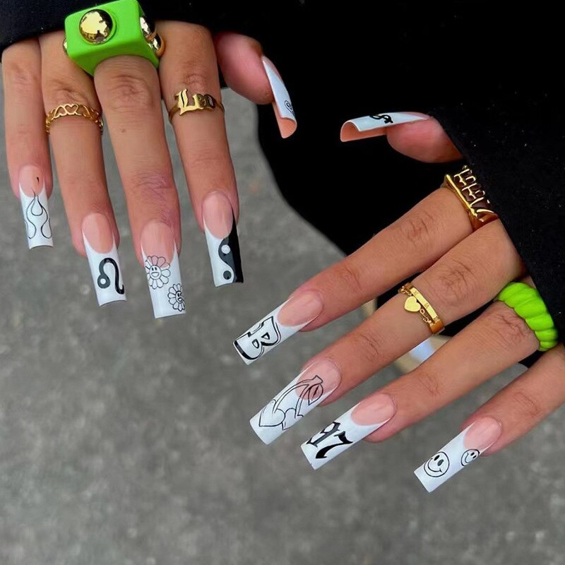 24pcs French rhinstones artifical nails with glue full cover fake nails detachable coffin false nail tips bling press on nails 241
