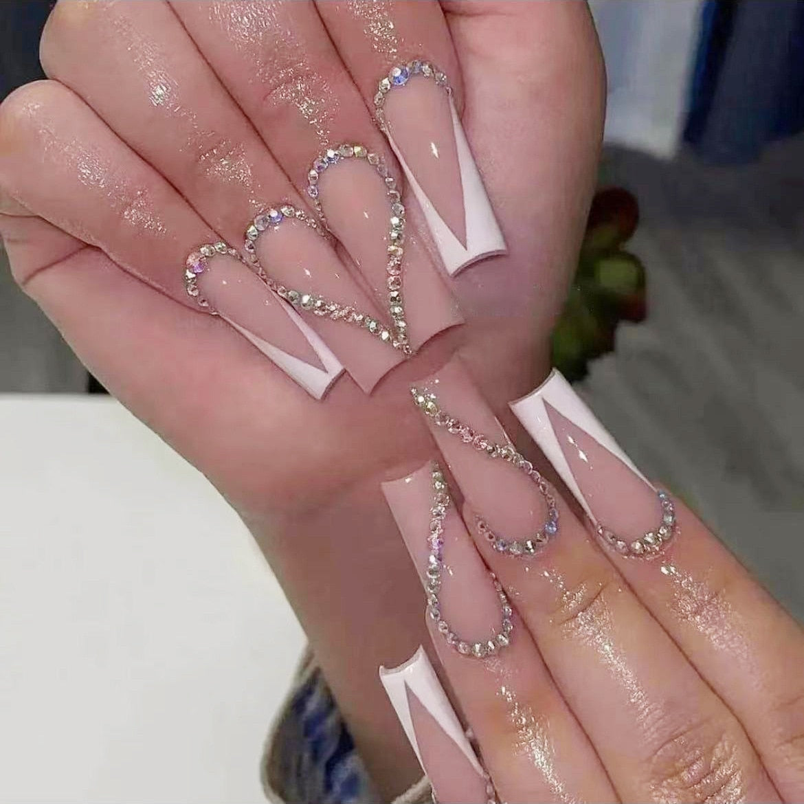 24pcs French rhinstones artifical nails with glue full cover fake nails detachable coffin false nail tips bling press on nails CBLCY-87