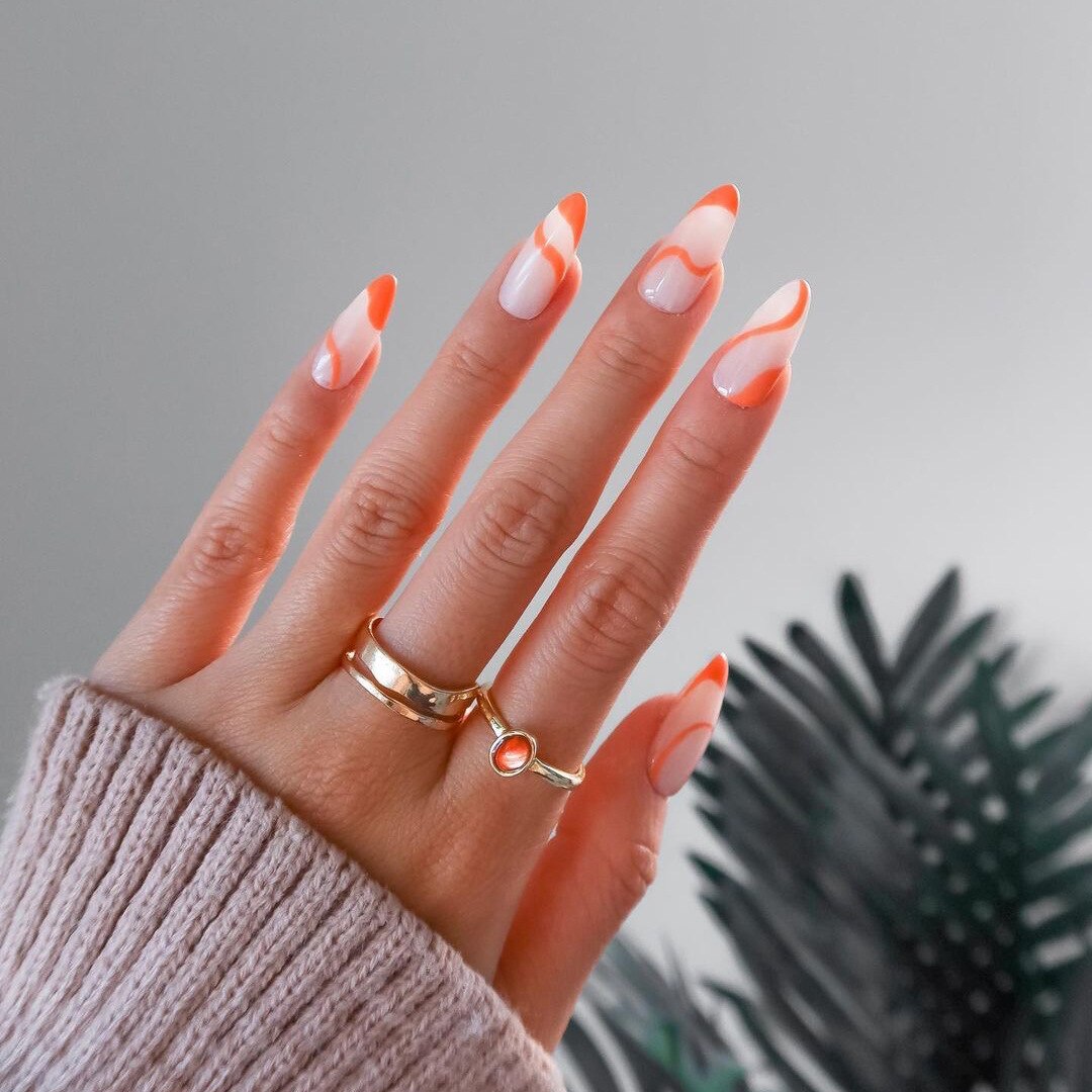 24pcs Light Green Stripe Gradient Wearing Fake Nails Seamless Removable Full Cover Long False Nails Press On Nails With Designs JP1421