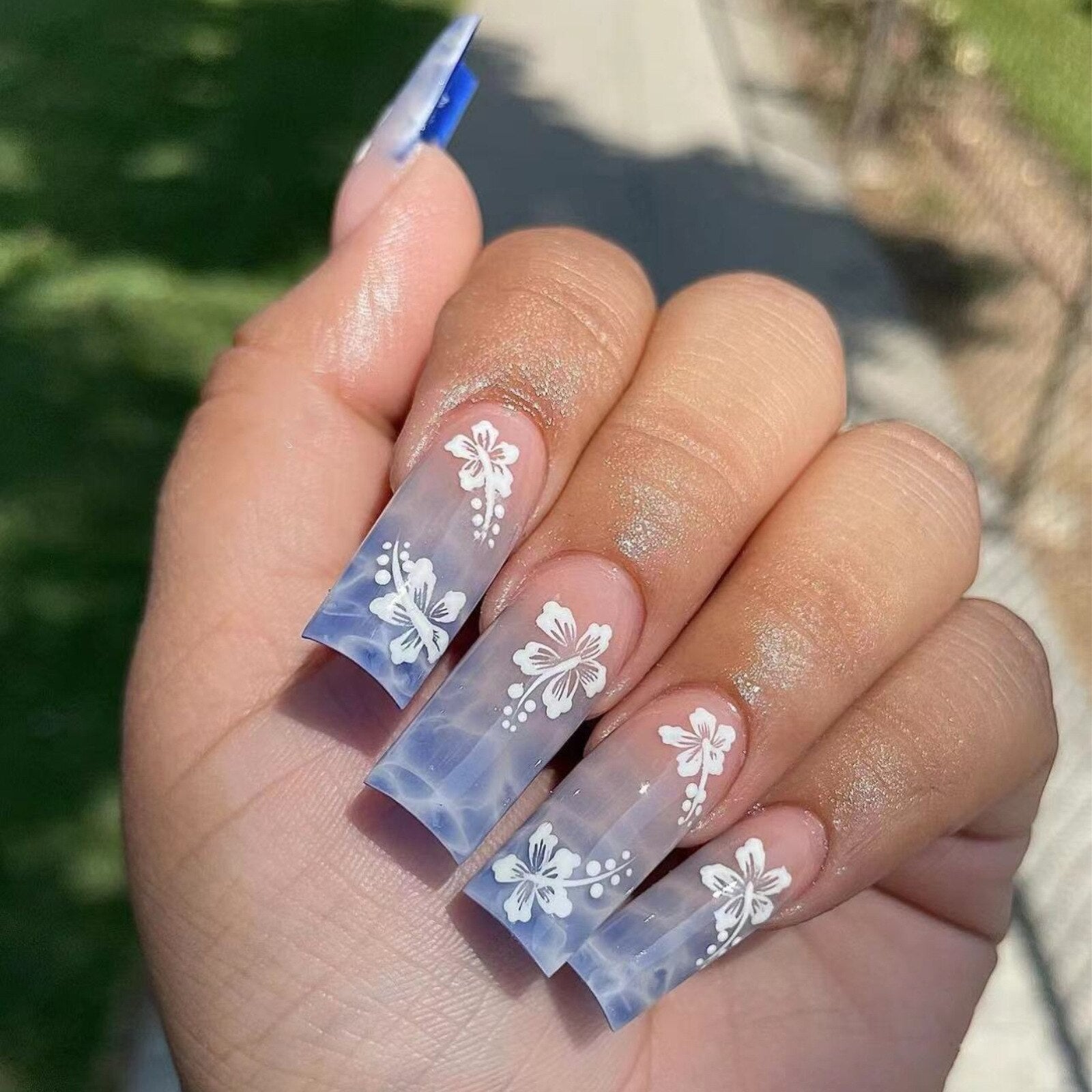 24pcs Removeable False Nails with Glue Ballet Nails with Designs Gradient Shinny Brown Press on Nails Coffin Glitter Fake Nails CJ-06