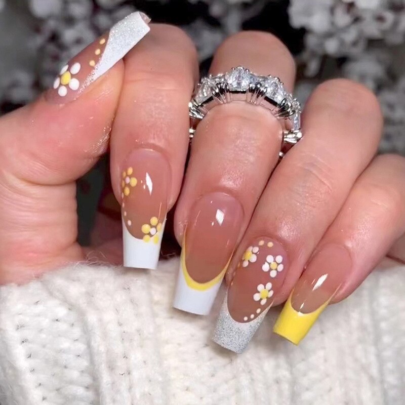 24pcs Removeable False Nails with Glue Ballet Nails with Designs Gradient Shinny Brown Press on Nails Coffin Glitter Fake Nails 611