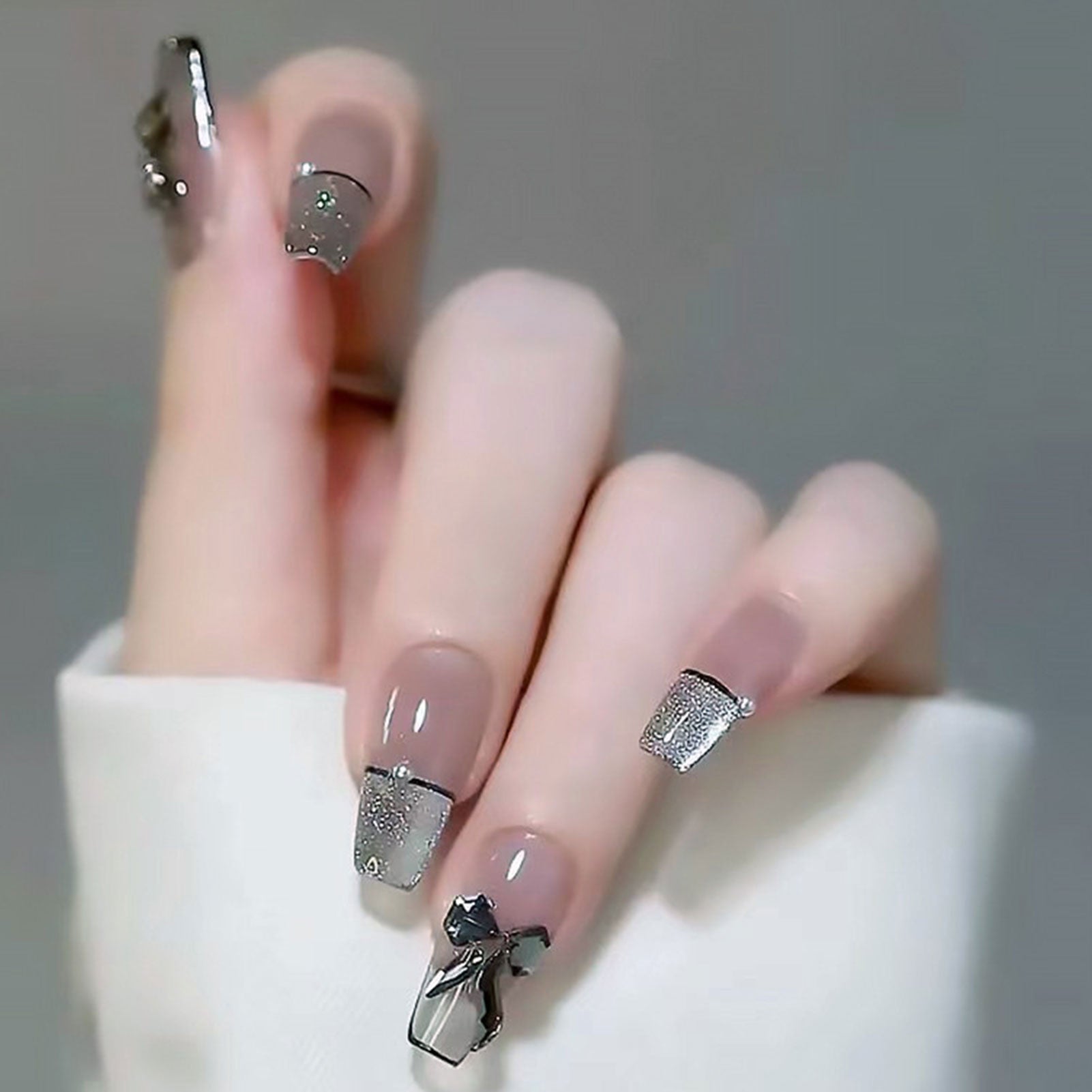 24pcs Rhinestone Design Fake Nails Shiny Bridal Women Lady party nail DIy Decorations Press On nail Tips False Nail Patch 777539
