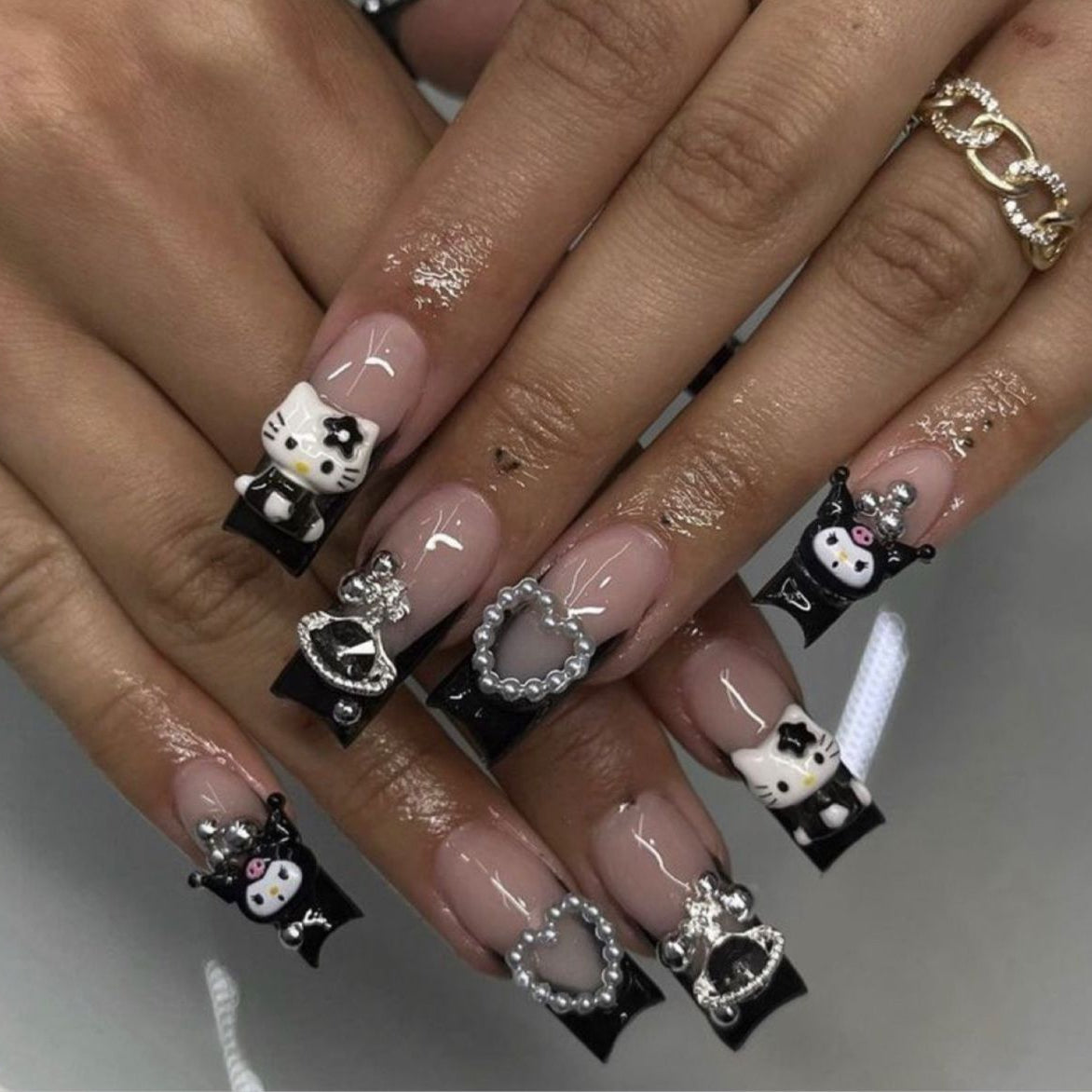 37style Sanrios Kuromi Hello Kitty My Melody Anime Y2k Europe and America Handmade Press on Nails Long Nails Design Manicure