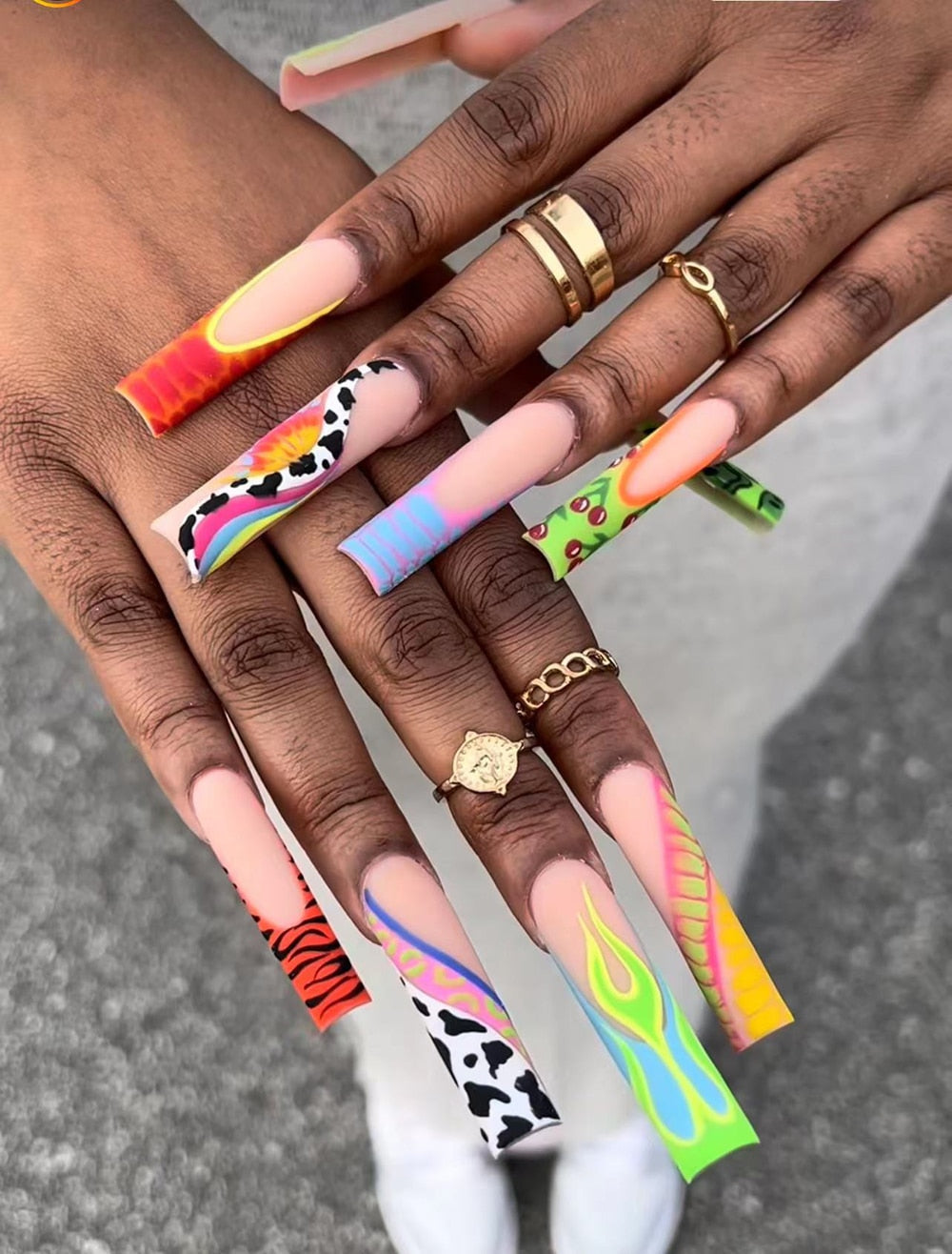 41Style Diamond Stiletto Coffin Long Nail Europe America Handwork Customization Cosplay Party Full Cover Fake Nails Woman Gift