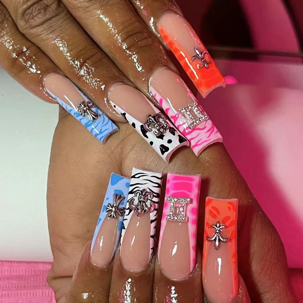 41Style Diamond Stiletto Coffin Long Nail Europe America Handwork Customization Cosplay Party Full Cover Fake Nails Woman Gift 37