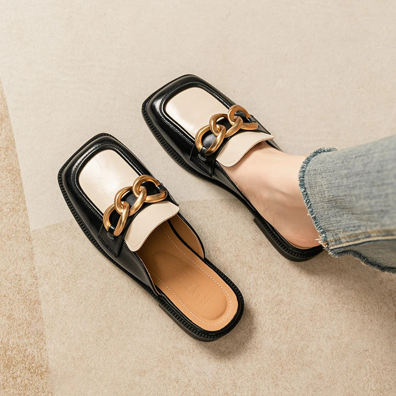 2023 spring and autumn women wear flat slippers british style party and work wear metal chain design Ladies Casual Mules 41-43