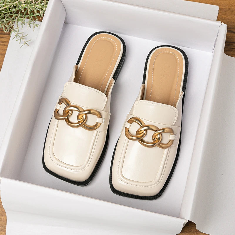 2023 spring and autumn women wear flat slippers british style party and work wear metal chain design Ladies Casual Mules 41-43 Ivory