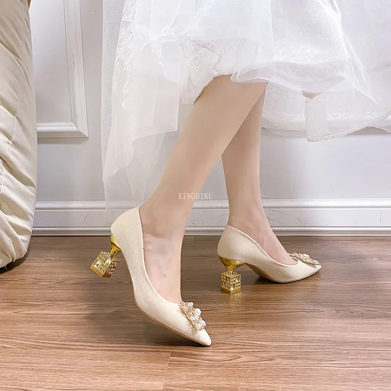 Autumn Ladies High Heels Pointed Toe Shaped Heel High 5cm and 7cm Wedding Shoes Square Buckle Travel Banquet Shoe High Heels