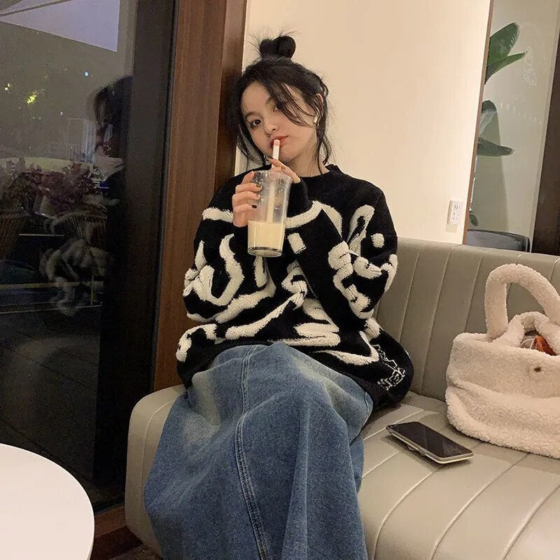 Autumn Winter Korean Style Women Casual Loose O-neck Cartoon Pullover All-matched Long Sleeve Sweater