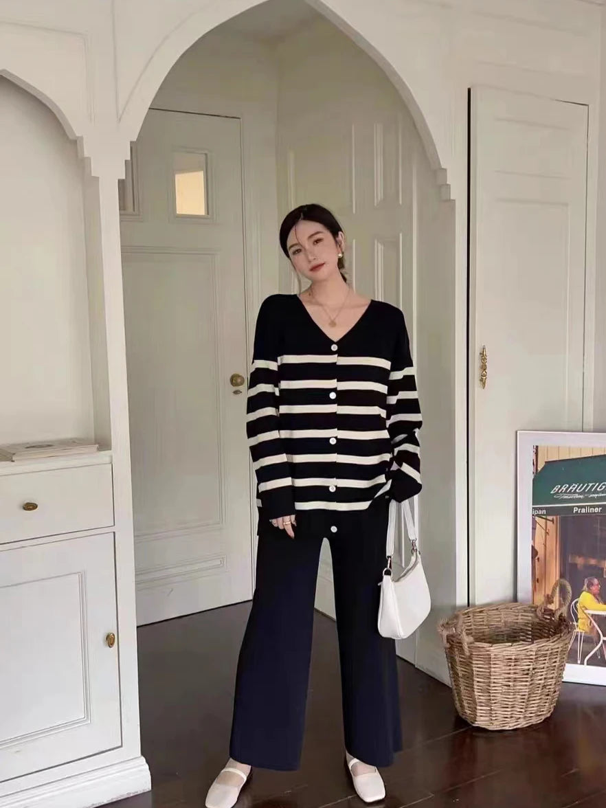 Autumn/Winter Loose Stripe Low Neck Single breasted Long Sleeve Knitwear with a Hanging High Waist Wide Leg Pant Trend Black