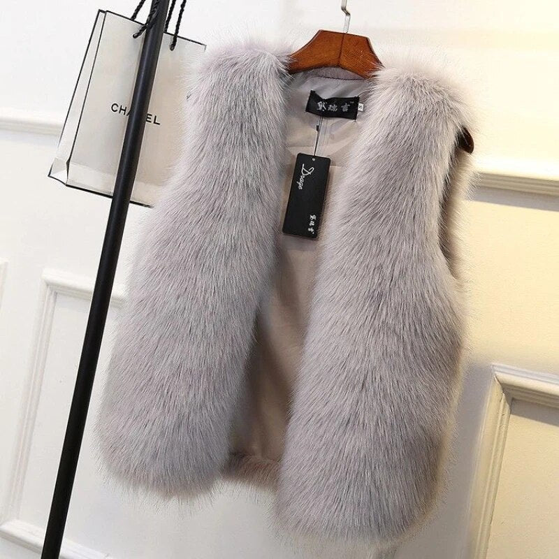 Autumn Winter Women Faux Fox Fur Vests Coats Sleeveless Fur Jackets