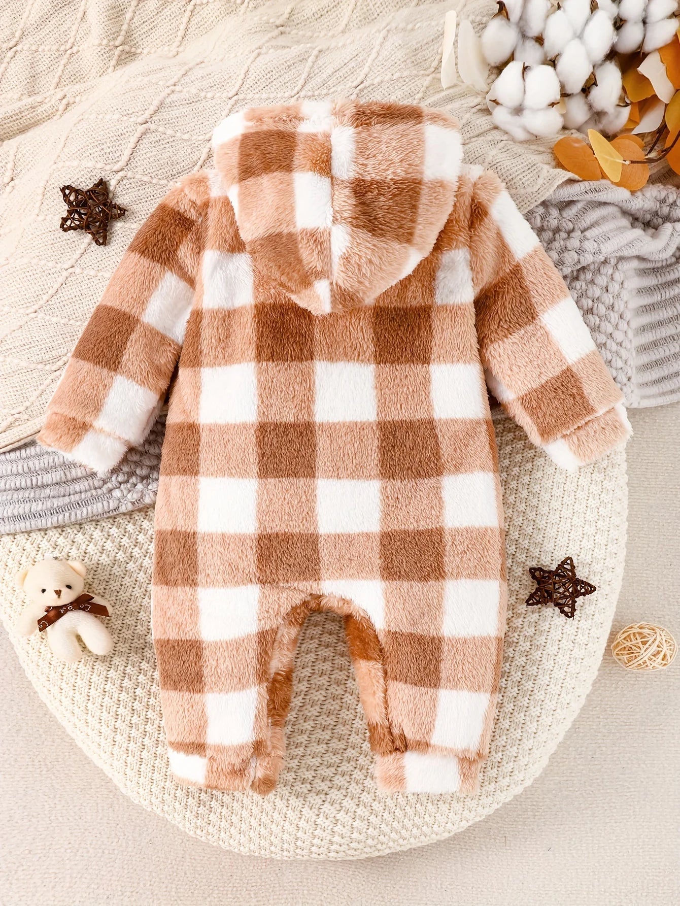 Autumn and Winter Baby Girls' Onesie Brown Plaid Soft Arctic Velvet Hooded and Feet Cute Newborn Warm Clothing Baby Romper
