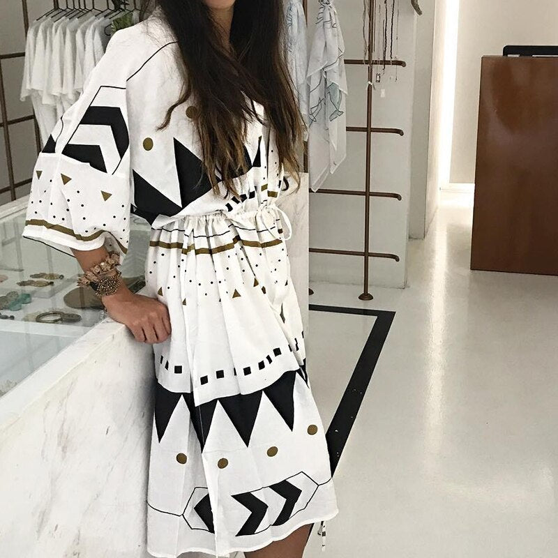 Beach Dress Sarong Cover-up Swimwear Bobe de Plage Pareo Beach Cape Tunic Bathing suit cover ups Saida de Praia Bikini cover up